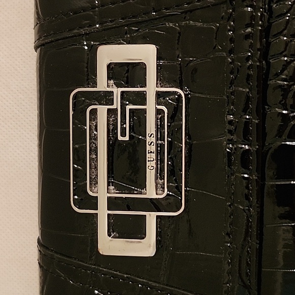 Y2K GUESS Faux Croc Wallet like NEW - Picture 3 of 12